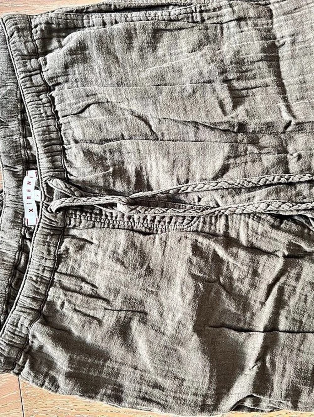 Xirena Pant in olive Size Small - Picture 3 of 5